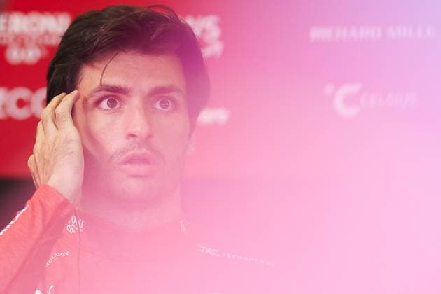 SAINZ Carlos (spa), Scuderia Ferrari SF-24, portrait during the Formula 1 Rolex Australian Grand Prix 2024, 3rd round of the 2024 Formula One World Championship, WM, Weltmeisterschaft from March 22 to 24, 2024 on the Albert Park Circuit, in Melbourne, Australia - F1 - AUSTRALIAN GRAND PRIX 2024 DPPI Panoramic  240322_R03_AUSTRALIA_EA010223