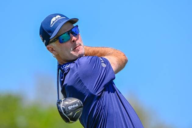 PALM HARBOR, FL - MARCH 21: Kevin Streelman (USA) watches his tee shot on 10 during Rd1 of the Valspar Championship at Innisbrook Resort - Copperhead, on March 21, 2024, in Palm Harbor, Florida. (Photo by Ken Murray Icon Sportswire) GOLF: MAR 21 PGA, Golf Herren Valspar Championship EDITORIAL USE ONLY Icon2403210511