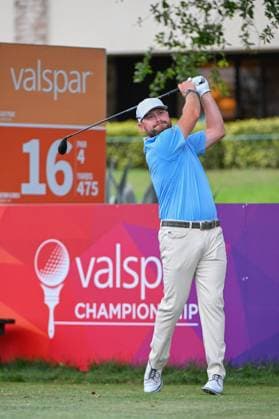 PALM HARBOR, FL - MARCH 21: Erik Barnes (USA) watches his tee shot on 16 during Rd1 of the Valspar Championship at Innisbrook Resort - Copperhead, on March 21, 2024, in Palm Harbor, Florida. (Photo by Ken Murray Icon Sportswire) GOLF: MAR 21 PGA, Golf Herren Valspar Championship EDITORIAL USE ONLY Icon2403210821
