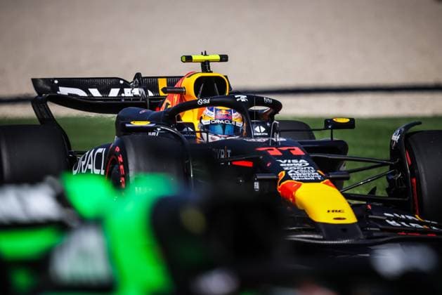 March 22, 2024, Melbourne, Victoria, Australia: MELBOURNE, AUSTRALIA - MARCH 22: Sergio Perez of Mexico drives the Oracle Red Bull Racing RB20 during first practice in the 2024 Australian Grand Prix at Albert Park in Melbourne, Australia Melbourne Australia - ZUMAp121 20240322_zsp_p121_017 Copyright: xChrisxPutnamx
