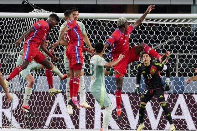 RECORD DATE NOT STATED CONCACAF NATIONS LEAGUE 2023-2024 Panama vs Mexico SF Jos eCordoba of Panama during the Semifinals match between Panama and Mexico (Mexican national team, Nationalteam as part of the 2024 Concacaf Nations League, at AT-T Stadium, Arlington, Texas, on March 21, 2024. ARLINGTON TEXAS UNITED STATES  Copyright: xDavidxLeahx 20240321214048_CNL_24_SF_PAN_MEX_CORDOBA277