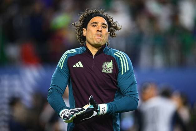 RECORD DATE NOT STATED CONCACAF NATIONS LEAGUE 2023-2024 Panama vs Mexico SF Guillermo Ochoa of Mexico during the Semifinals match between Panama and Mexico (Mexican national team, Nationalteam as part of the 2024 Concacaf Nations League, at AT-T Stadium, Arlington, Texas, on March 21, 2024. ARLINGTON TEXAS UNITED STATES  Copyright: xAdrianxMaciasx 20240321194427_CNL_24_SF_PAN_MEX_OCHOA56