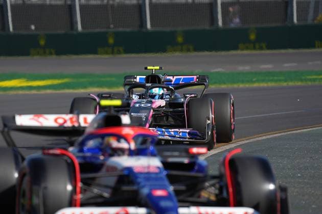 FORMULA 1 ROLEX AUSTRALIAN GRAND PRIX 2024 22.03.2024, Albert Park Circuit, Melbourne, FORMULA 1 ROLEX AUSTRALIAN GRAND PRIX 2024 ,im Bild Yuki Tsunoda (JPN), Visa Cash App RB Formula One Team, Pierre Gasly (FRA), Alpine F1 Team