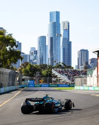 14 ALONSO Fernando (spa), Aston Martin F1 Team AMR24, action during the Formula 1 Rolex Australian Grand Prix 2024, 3rd round of the 2024 Formula One World Championship, WM, Weltmeisterschaft from March 22 to 24, 2024 on the Albert Park Circuit, in Melbourne, Australia - F1 - AUSTRALIAN GRAND PRIX 2024 DPPI Panoramic  240322_R03_AUSTRALIA_FG_29142A