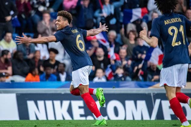 Fußball, U21 Länderspiel, Frankreich - Elfenbeinküste Joie des joueurs de l™equipe de france aprÃ s le but de DesirÃ DouÃ (Equipe de France U21, U 21 FOOTBALL : France U21 vs Cote dÂ’Ivoire U21 - Amical international - 22 03 2024 BaptisteAutissier Panoramic 