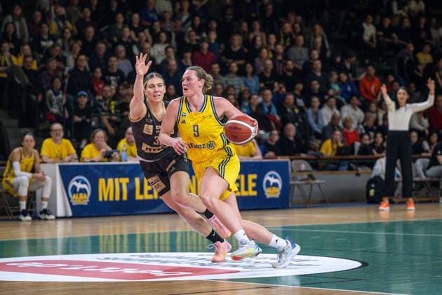 Basketball Berlin 22.03.2024 Saison 2023 2024 1. Bundesliga DBBL Alba Berlin - Saarlouis Royals Laina Snyder (Alba, No.09)