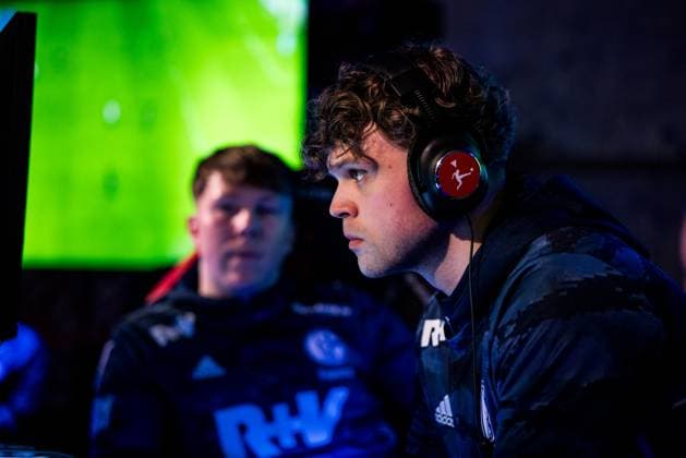 Virtual Bundesliga Club Championship by WOW: Playoffs; 22.03.2024 ANTIMAX Max Eggenkämper (FC Schalke 04) Virtual Bundesliga Club Championship by WOW: Playoffs, Köln, Strassenkickerbase am 22.03.2024