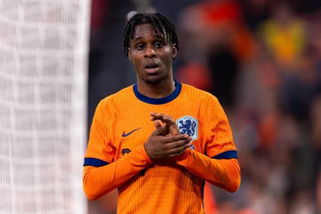 2024-03-22 International Friendly, Länderspiel, Nationalmannschaft - Scotland AMSTERDAM, NETHERLANDS - MARCH 22: Jeremie Frimpong of Netherlands applauds for the fans during the International Friendly match between Netherlands and Scotland at the Johan Cruijff ArenA on March 22, 2024 in Amsterdam, Netherlands. (Photo by Joris Verwijst BSR Agency) Amsterdam Netherlands Content not available for redistribution in The Netherlands directly or indirectly through any third parties. Copyright: xBSRxAgencyx