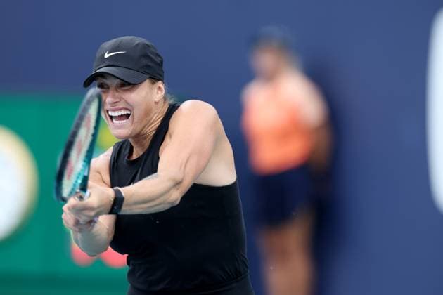 March 22, 2024, Miami Gardens, Florida, United States Of America: MIAMI GARDENS, FLORIDA - MARCH 22: Aryna Sabalenka of Belarus defeats Paula Badosa of Spain in the second round on Day 7 of the Miami Open Presented by Itau at Hard Rock Stadium on March 22, 2024 in Miami Gardens, Florida ...People: Aryna Sabalenka Miami Gardens United States Of America - ZUMAs214 20240322_ada_s214_029 Copyright: xSMGx