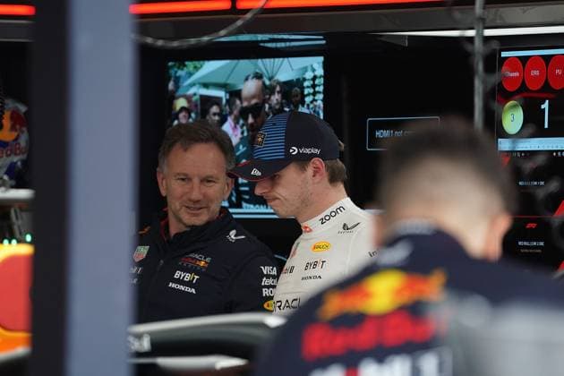 23.03.2024, Albert Park Circuit, Melbourne, FORMULA 1 ROLEX AUSTRALIAN GRAND PRIX 2024 ,im Bild Max Verstappen (NLD), Oracle Red Bull Racing, Teamchef Christian Horner (Oracle Red Bull Racing) Melbourne Albert Park Circuit Victoria Australien