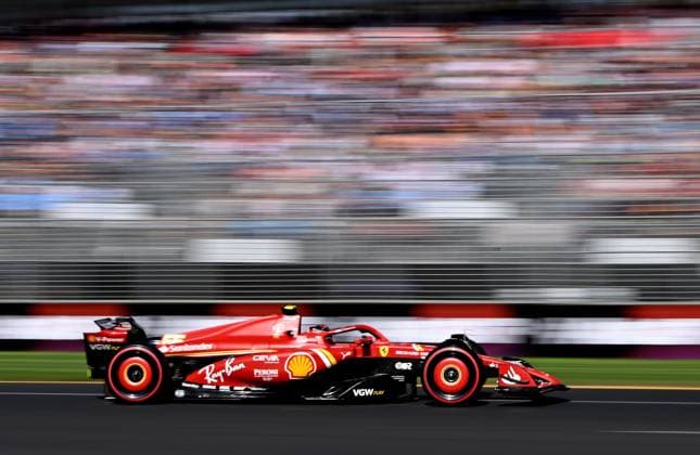 AUSTRALIAN F1 GRAND PRIX, Carlos Sainz of Ferrari during the qualifying session at the Australian Grand Prix 2024 on Albert Park Circuit in Melbourne, Saturday, March 23, 2024. ( NO ARCHIVING, EDITORIAL USE ONLY, NO USE IN BOOKS WITHOUT CONSENT MELBOURNE VICTORIA AUSTRALIA  Copyright: xJOELxCARRETTx 20240323001921469015