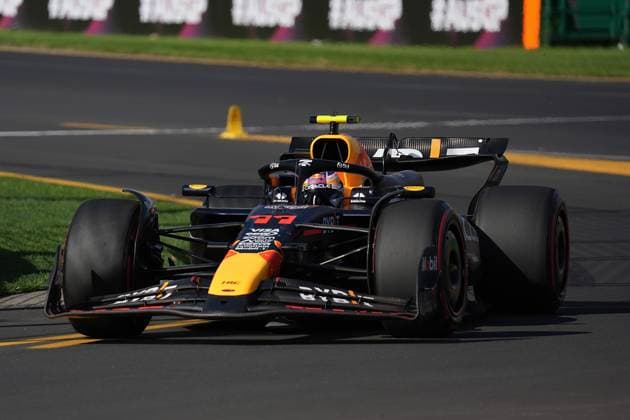 23.03.2024, Albert Park Circuit, Melbourne, FORMULA 1 ROLEX AUSTRALIAN GRAND PRIX 2024 ,im Bild Sergio Perez (MEX), Oracle Red Bull Racing Melbourne Albert Park Circuit Victoria Australien