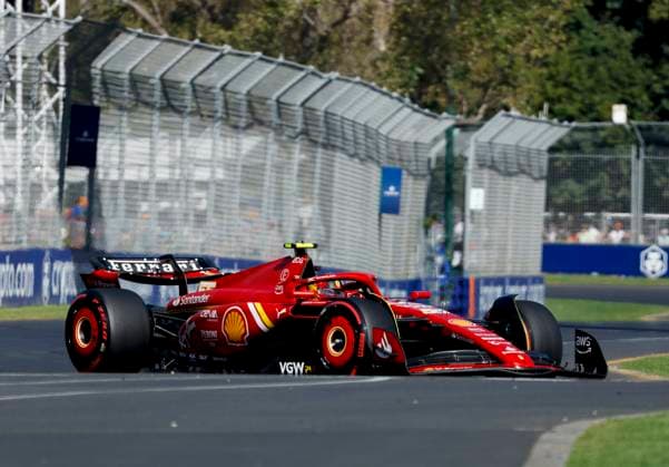 (240323) -- MELBOURNE, March 23, 2024 -- Ferrari s Carlos Sainz of Spain competes during the qualifying session of the Formula One Australia Grand Prix at Albert Park in Melbourne, Australia, March 23, 2024. ) (SP)AUSTRALIA-MELBOURNE-F1-GRAND PRIX 2024-QUALIFYING MaxPing 