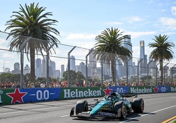 March 23, 2024, Melbourne, Victoria, Australia: March 23, 2024, Melbourne, Victoria, Australia: Canadian driver Lance Stroll ( 18) of Aston Martin in action during the last qualifying session on day 2 of the 2024 Australian F1 Grand Prix Melbourne Australia - ZUMAk106 20240323_zaf_k106_003 Copyright: xTheoxKaranikosx