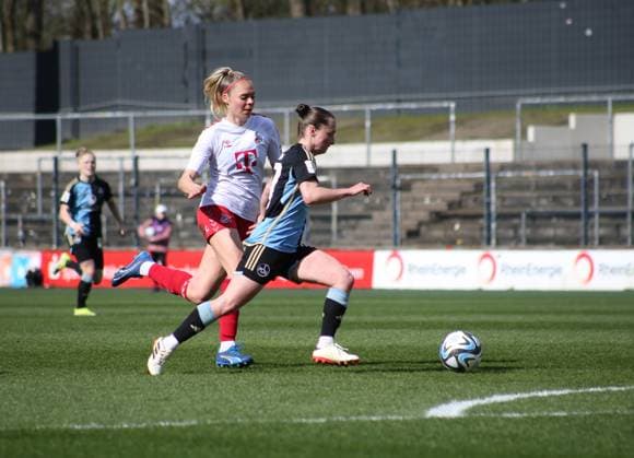 23.03.2024, xgrfx, Fussball 1.Bundesliga Damen, 1.FC Köln Frauen - 1.FC Nürnberg emspor, v.l. Janina Hechler (1.FC Köln), Vanessa Haim (1.FC Nürnberg) (DFL DFB REGULATIONS PROHIBIT ANY USE OF PHOTOGRAPHS as IMAGE SEQUENCES and or QUASI-VIDEO) Köln