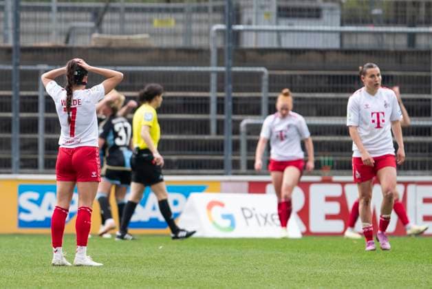 GOOGLE PIXEL Frauen-Bundesliga: 1. FC Köln - 1. FC Nürnberg, 23.03.2024 Manjou Wilde (1. FC Köln, 7) schlägt die Hände nach dem dritten Gegentor über dem Kopf zusammen. GOOGLE PIXEL Frauen-Bundesliga, 1. FC Köln - 1. FC Nürnberg, 17. Spieltag, am 23.03.2024, Franz-Kremer-Stadion, Köln DFL regulations prohibit any use of photographs as image sequences and or quasi-video Copyright: xBEAUTIFULxSPORTS Meuselx