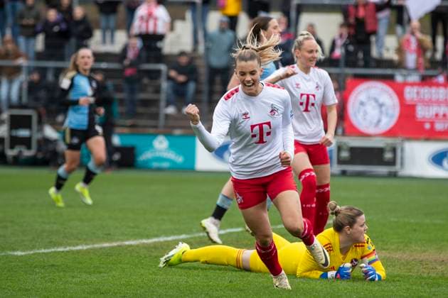 GOOGLE PIXEL Frauen-Bundesliga: 1. FC Köln - 1. FC Nürnberg, 23.03.2024 Selina Cerci (1. FC Köln, 29) jubelt nach ihrem Tor zum 3:1. GOOGLE PIXEL Frauen-Bundesliga, 1. FC Köln - 1. FC Nürnberg, 17. Spieltag, am 23.03.2024, Franz-Kremer-Stadion, Köln DFL regulations prohibit any use of photographs as image sequences and or quasi-video Copyright: xBEAUTIFULxSPORTS Meuselx