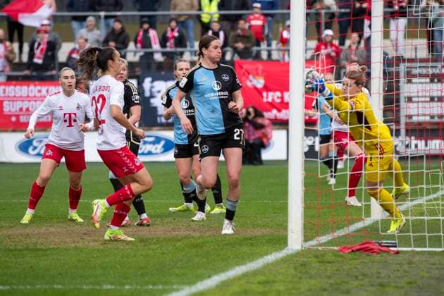 GOOGLE PIXEL Frauen-Bundesliga: 1. FC Köln - 1. FC Nürnberg, 23.03.2024 Lea Paulick (1. FC Nürnberg, 1) entschärft eine große Chance der Kölnerinnen. GOOGLE PIXEL Frauen-Bundesliga, 1. FC Köln - 1. FC Nürnberg, 17. Spieltag, am 23.03.2024, Franz-Kremer-Stadion, Köln DFL regulations prohibit any use of photographs as image sequences and or quasi-video Copyright: xBEAUTIFULxSPORTS Meuselx