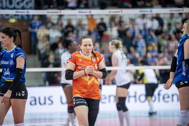 Roosa Koskelo (Allianz MTV Stuttgart, 01) - sichtlich enttaeuscht nach zweiten Satz Allianz MTV Stuttgart - USC Muenster, 23.03.2024, Stuttgart (SCHARRena), DEU Allianz MTV Stuttgart - USC Muenster, Volleyball Bundesliga, Frauen, VBL, Saison 2023 24, 23.03.2024, Stuttgart (SCHARRena), DEU Stuttgart Copyright: xSandyxDinkelackerx EP_SDR
