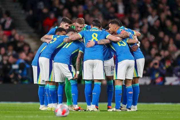 England v Brazil Brazil Team huddle before the England v Brazil International Friendly, Länderspiel, Nationalmannschaft match at Wembley Stadium, London, England, United Kingdom on 23 March 2024 Editorial use only. All images are copyright Every Second Media Limited. No images may be reproduced without prior permission. Copyright: xIMAGO EveryxSecondxMediax ESM-0964-0015