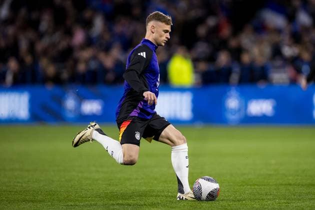 UEFA Freundschaftsspiel: Frankreich - Deutschland; 23.03.2024 Joshua Kimmich (Deutschland, 6) am Ball im Warm Up UEFA Freundschaftsspiel: Frankreich - Deutschland, Lyon, Groupama Stadium am 23.03.2024 Copyright: xBEAUTIFULxSPORTS Wunderlx