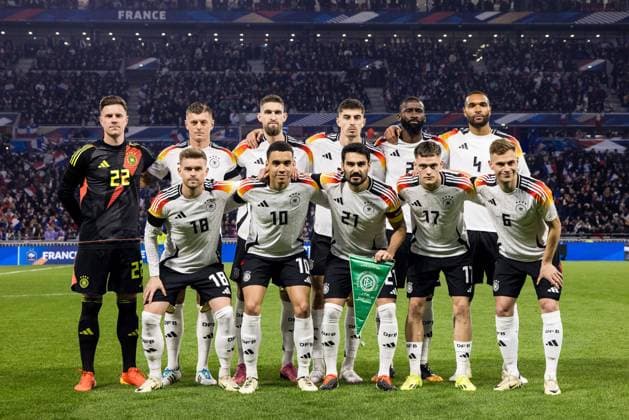 UEFA Freundschaftsspiel: Frankreich - Deutschland; 23.03.2024 Die deutsche Startelf: Hintere Reihe von links: Marc-Andre ter Stegen (Deutschland, 22), Toni Kroos (Deutschland, 8), Robert Andrich (Deutschland, 23), Kai Havertz (Deutschland, 7), Antonio Rüdiger (Deutschland, 2) ,Jonathan Tah (Deutschland, 4) Vordere Reihe von links: Maximilian Mittelstädt (Deutschland, 18), Jamal Musiala (Deutschland, 10), Ilkay Gündogan (Deutschland, 21), Florian Wirtz (Deutschland, 17), Joshua Kimmich (Deutschland, 6) UEFA Freundschaftsspiel: Frankreich - Deutschland, Lyon, Groupama Stadium am 23.03.2024 Copyright: xBEAUTIFULxSPORTS Wunderlx