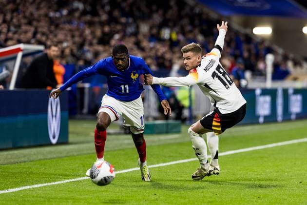 UEFA Freundschaftsspiel: Frankreich - Deutschland; 23.03.2024 Zweikampf Ousmane Dembele (Frankreich, 11), Maximilian Mittelstädt (Deutschland, 18) UEFA Freundschaftsspiel: Frankreich - Deutschland, Lyon, Groupama Stadium am 23.03.2024 Copyright: xBEAUTIFULxSPORTS Wunderlx