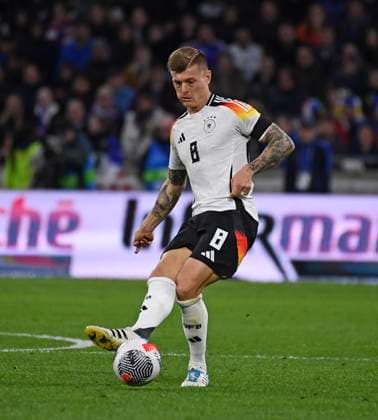 23.03.2024, Fussball Nationalteams Freundschaftsspiele 2024, Frankreich - Deutschland, im Groupama Stadium (Lyon, Frankreich). Toni Kroos (Deutschland) am Ball