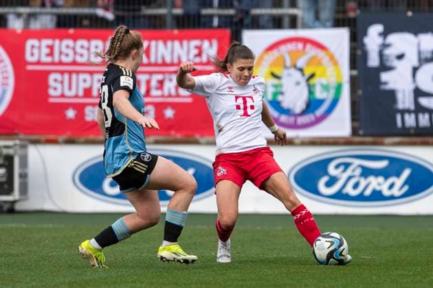 GOOGLE PIXEL Frauen-Bundesliga: 1. FC Köln - 1. FC Nürnberg, 23.03.2024 Martyna Wiankowska (1. FC Köln, 26) im Zweikampf mit Madeleine Steck (1. FC Nürnberg, 28). GOOGLE PIXEL Frauen-Bundesliga, 1. FC Köln - 1. FC Nürnberg, 17. Spieltag, am 23.03.2024, Franz-Kremer-Stadion, Köln DFL regulations prohibit any use of photographs as image sequences and or quasi-video Copyright: xBEAUTIFULxSPORTS Meuselx