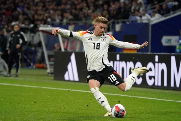 Fussball, Freundschaftsspiel, Länderspiel, Testspiel, Frankreich-Deutschland, 23.03.2024, Groupama Stadium Lyon Maximilian Mittelstädt, Deutschland, Aktion, Einzelbild
