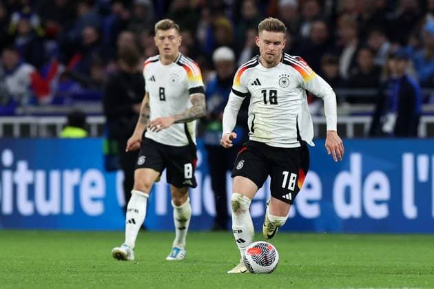 Fußball Länderspiel Frankreich - Deutschland am 23.03.2024 im Groupama Stadium in Lyon Maximilian Mittelstädt ( Deutschland ) DFB regulations prohibit any use of photographs as image sequences and or quasi-video.