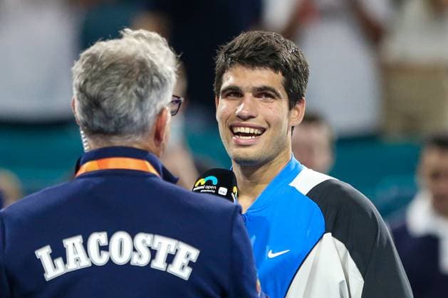 March 23, 2024, Miami Gardens, Florida, USA: Carlos Alcaraz (ESP) speaks to the media after winning his men s singles match at the 2024 Miami Open presented by Itau at Hard Rock Stadium. Miami Gardens USA - ZUMAw109 20240323_fap_w109_038 Copyright: xDebbyxWongx