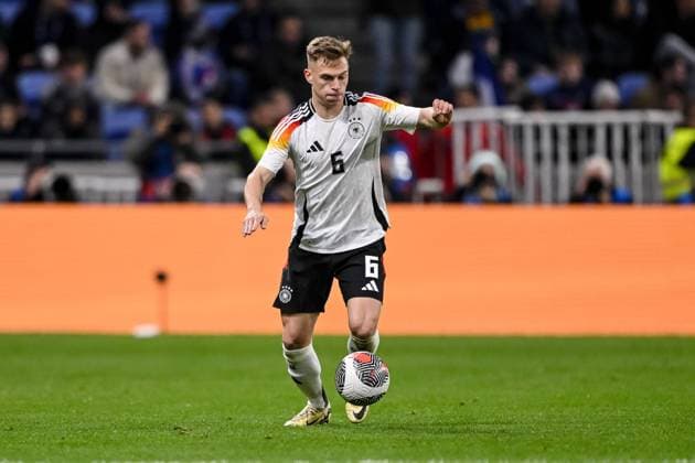 23.03.2024, Lyon, France, Groupama Stadium, Frankreich vs Deutschland - International Friendly, Länderspiel, Nationalmannschaft Joshua Kimmich (Germany) in Aktion, am Ball, Einzelaktion (Foto H. Langer) Lyon Groupama Stadium France