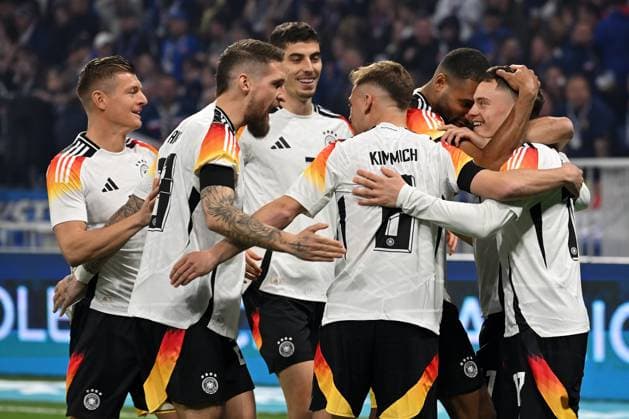 Lyon, Groupama Stadium, 23.03.24, GER, Herren, Laenderspiel, Frankreich-Deutschland Bild: Florian WIRTZ (Deutschland) jubelt nach seinem Tor zum 0:1 Only for editorial use! UEFA regulations prohibit any use of photographs as image sequences and or quasi-video. Auvergne-Rhone-Alpes Frankreich