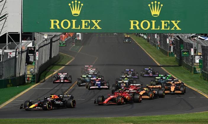 AUSTRALIAN F1 GRAND PRIX, General view of the start of the Australian Grand Prix 2024 at Albert Park Circuit in Melbourne, Sunday, March 24, 2024. ( NO ARCHIVING, EDITORIAL USE ONLY, NO USE IN BOOKS WITHOUT CONSENT MELBOURNE VICTORIA AUSTRALIA  Copyright: xJAMESxROSSx 20240324001921961174