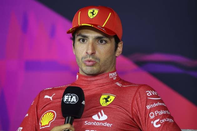 SAINZ Carlos (spa), Scuderia Ferrari SF-24, portrait during the Formula 1 Rolex Australian Grand Prix 2024, 3rd round of the 2024 Formula One World Championship, WM, Weltmeisterschaft from March 22 to 24, 2024 on the Albert Park Circuit, in Melbourne, Australia - F1 - AUSTRALIAN GRAND PRIX 2024 DPPI Panoramic  240324_R03_AUSTRALIA_EA015792