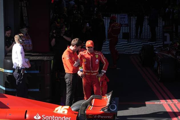 24.03.2024, Albert Park Circuit, Melbourne, FORMULA 1 ROLEX AUSTRALIAN GRAND PRIX 2024 ,im Bild Sieger Carlos Sainz Jr. (ESP), Scuderia Ferrari Melbourne Albert Park Circuit Victoria Australien