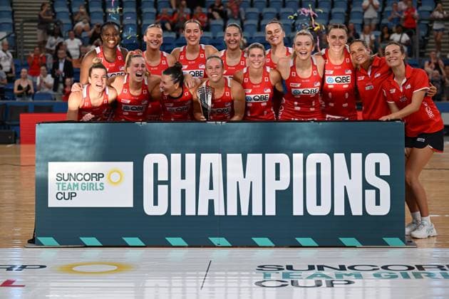 Sport Themen der Woche KW12 SUPER NETBALL TEAM GIRLS CUP, The Swifts celebrate their win over the Vixens during the Super Netball Team Girls Cup final between the NSW Swifts and the Melbourne Vixens at Ken Rosewall Arena in Sydney, Sunday, March 24, 2024. ( NO ARCHIVING, EDITORIAL USE ONLY, NO USE IN BOOKS WITHOUT CONSENT SYDNEY NEW SOUTH WALES AUSTRALIA  Copyright: xDEANxLEWINSx 20240324001921965529