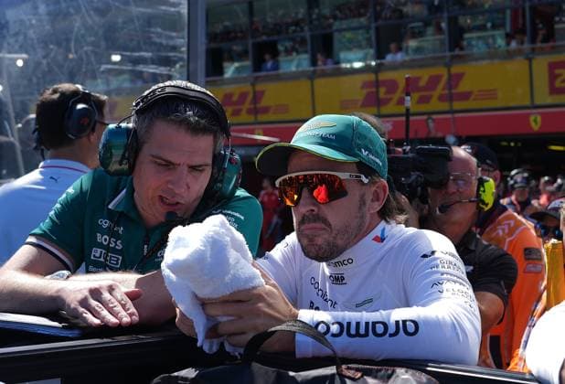 24.03.2024, Albert Park Circuit, Melbourne, FORMULA 1 ROLEX AUSTRALIAN GRAND PRIX 2024 ,im Bild Fernando Alonso (ESP), Aston Martin Aramco Cognizant Formula One Team Melbourne Albert Park Circuit Victoria Australien