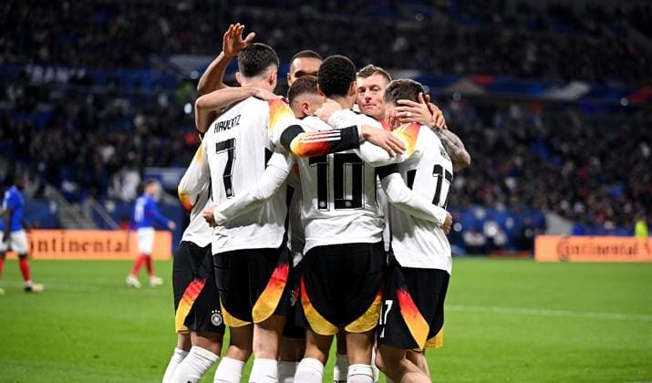 FUSSBALL INTERNATIONAL Testspiel in Lyon Frankreich - Deutschland 23.03.2023 Deutschland Jubel nach dem Tor zum 0 - 2
