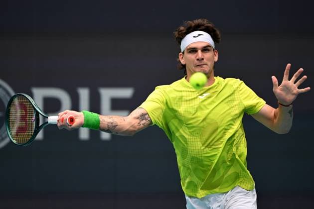 MIAMI GARDENS FL - MARCH 23: Taylor Fritz Vs Thiago Seyboth Wild during The Miami Open at Hard Rock Stadium on March 23, 2024 in Miami Gardens, Florida. : Copyright: xmpi04x