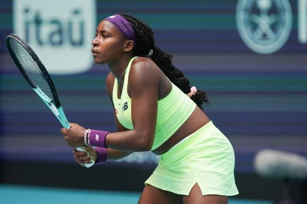 March 24, 2024, Miami Gardens, Florida, USA: Coco Gauff (USA) waits for the serve during the women s singles match at the 2024 Miami Open presented by Itau at Hard Rock Stadium. Miami Gardens USA - ZUMAw109 20240324_fap_w109_033 Copyright: xDebbyxWongx