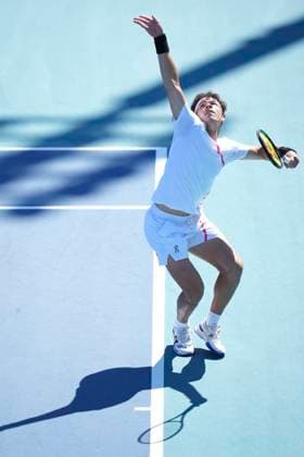 March 24, 2024, Miami, Florida, USA: Ben Shelton (USA) hits a serve against Martin Landaluce (Spain) during the second round of menÃ¢â‚¬â ¢s singles at the Miami Open tennis tournament. Shelton won the match 6-3, 6-4. Miami USA - ZUMAd212 20240324_zsp_d212_024 Copyright: xRichardxDolex