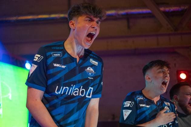 Virtual Bundesliga Club Championship by WOW: Finale; 24.03.2024 Jonas Wirth (Jonny, SC Paderborn 07), Jamie Bartel (Chaser, SC Paderborn 07) im Jubel Virtual Bundesliga Club Championship by WOW: Finale; 24.03.2024