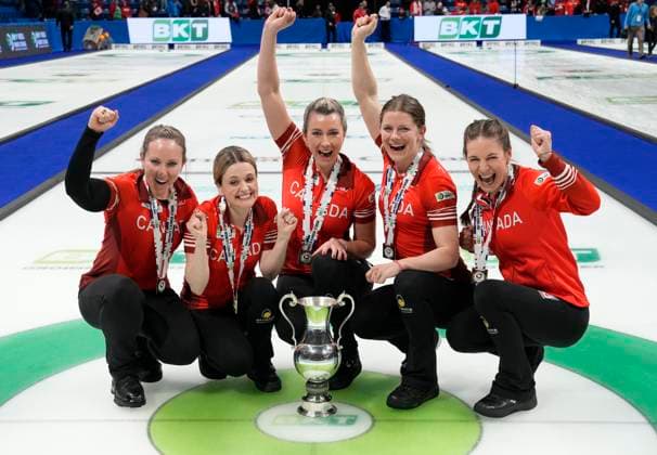 Bilder des Jahres 2024, Sport 03 März Sport Themen der Woche KW12 Sport Bilder des Tages March 24, 2024, Sydney, Ns, Canada: Canada skip Rachel Homan, left to right, Tracy Fleury, Emma Miskew, Sarah Wilkes and Rachel Brown celebrate after defeating Switzerland s Silvana Tirinzoni rink at the World Women s Curling Championship gold medal game in Sydney, N.S. on Sunday, March 24, 2024. Canada News - March 24, 2024  - ZUMAc35_ 20240324_zaf_c35_131 Copyright: xFrankxGunnx