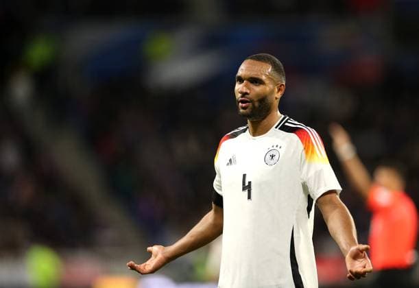 Lyon , Fußball Länderspiel Frankreich vs. Deutschland, Jonathan Tah (Deutschland) Gemäß den Vorgaben des DFB Deutscher Fußball Bund ist es untersagt, in dem Stadion und oder vom Spiel angefertigte Fotoaufnahmen in Form von Sequenzbildern und oder videoähnlichen Fotostrecken zu verwerten bzw. verwerten zu lassen.