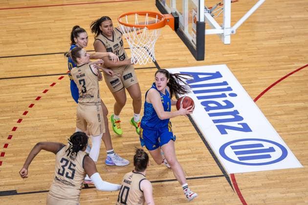 Basketball Berlin 24.03.2024 Saison 2023 2024 1. Bundesliga DBBL Play-offs Viertelfinale Spiel 2 Alba Berlin - Saarlouis Royals Leoni Kreyenfeld (Alba, No.07)