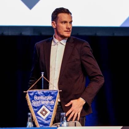 Praesident Marcell Jansen ( HSV ) Deutschland , Hamburg , Wilhelmsburg , edel-optics.de-Arena , Fussball , 2. Fussball Bundesliga , Hamburger SV , Mitgliederversammlung *** President Marcell Jansen HSV Germany , Hamburg , Wilhelmsburg , edel optics de Arena , Football , Bundesliga 2 , Hamburger SV , General Meeting