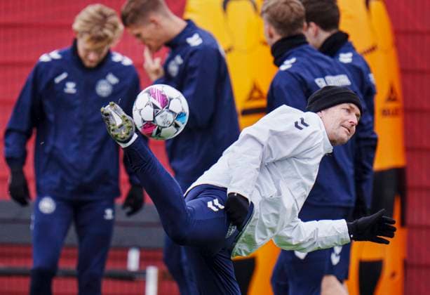 Sport Bilder des Tages Coach Kasper Hjulmand during a training session in Helsingoer, Denmark, Monday March 25, 2024. Denmark and Faroe Islands plays a friendly match Tuesday in Copenhagen. , Copenhagen Denmark Copyright: Ritzau Scanpix LiselottexSabroex spdk20240325-135039-L