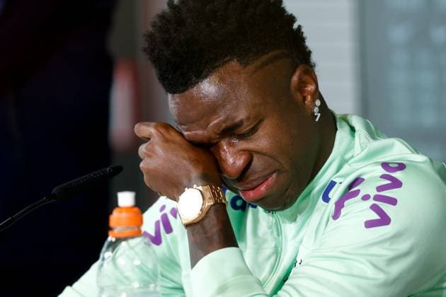 Bilder des Jahres 2024, Sport 03 März March 25, 2024, Valdebebas, Madrid, SPAIN: Vinicius Junior breaks down to cry during his press conference, PK, Pressekonferenz during the training session of Brazil Team prior the friendly match against Spain at Ciudad Deportiva Real Madrid on March 25, 2024, in Valdebebas, Madrid, Spain. Valdebebas SPAIN - ZUMAa181 20240325_zaa_a181_059 Copyright: xOscarxJ.xBarrosox